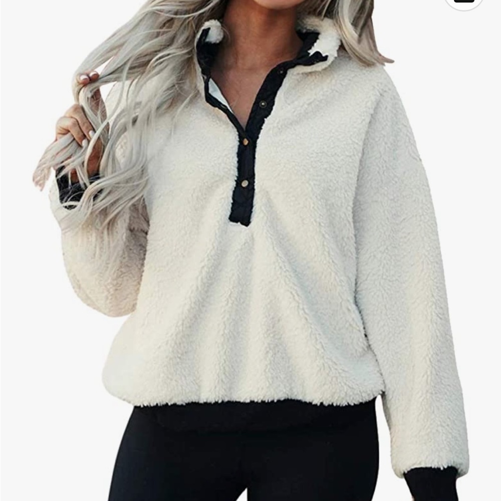 KIRUNDO Black and White Sweatshirt